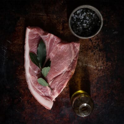 Pork Shoulder Chops (700gm)