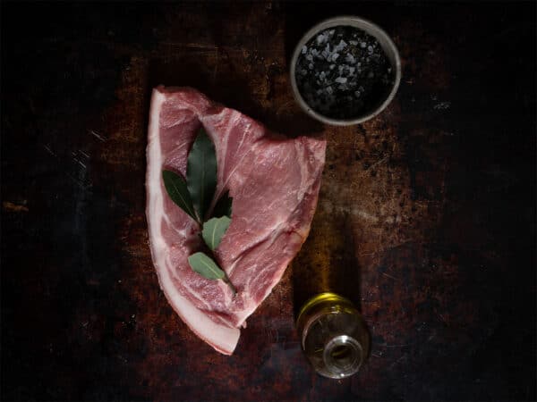 Pork Shoulder Chops (700gm)