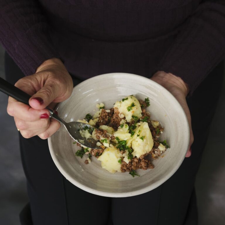 Cottage Pie Beef | Ready Meal | Heat and Eat Meal | Waipawa Butchery